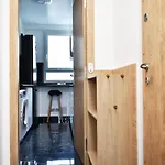 Beautiful And Bright Apartment In Paris 19Th
